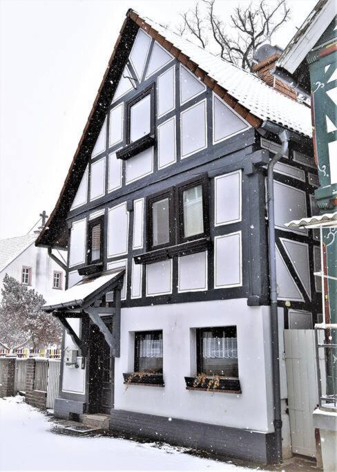 Fachwerkhaus Mitten In Der Altstadt - Ferien In Rotenburg Rotenburg an der Fulda Exterior foto